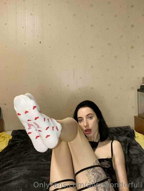 Naakte gelekte OnlyFans-foto van Alicewonderfull