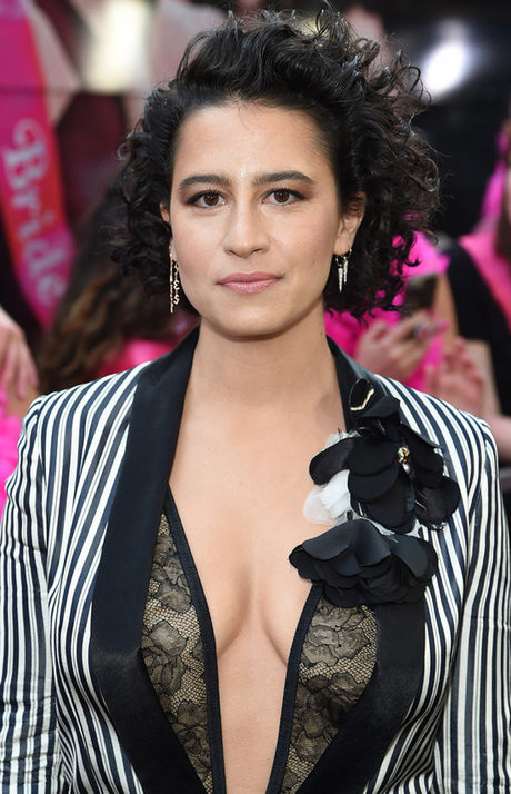 Naakte gelekte OnlyFans-foto van Ilana Glazer