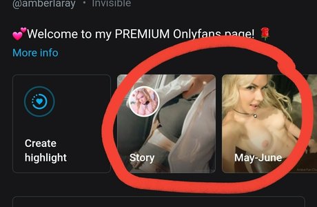 Naakte gelekte OnlyFans-foto van Nina Rei