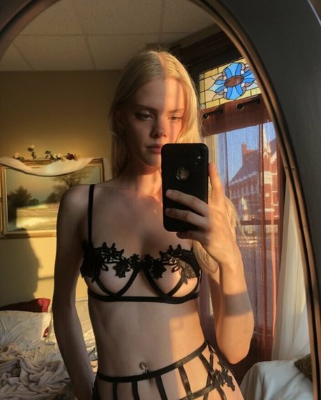 Naakte gelekte OnlyFans-foto van Brittvnybitchh