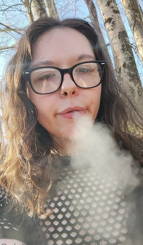 Naakte gelekte OnlyFans-foto van Trippyhippiedemise