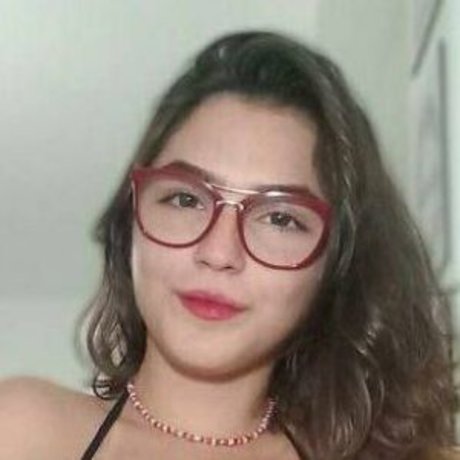 Naakte gelekte OnlyFans-foto van Gabi Fardim