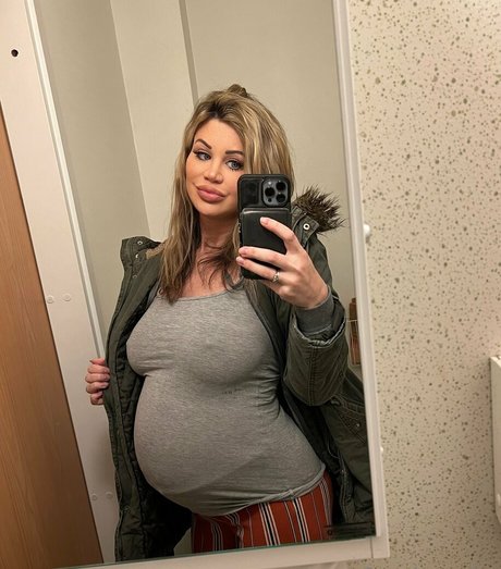 Naakte gelekte OnlyFans-foto van Sandrareichefree