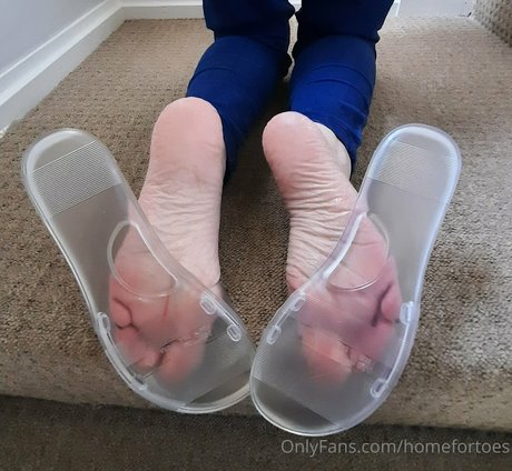 Naakte gelekte OnlyFans-foto van Homefortoes