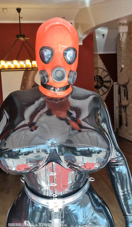 Rubberdollemma
