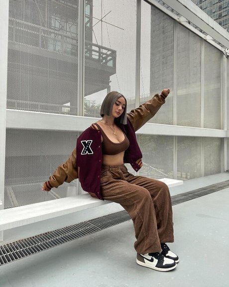 Naakte gelekte OnlyFans-foto van Nika Higashionna