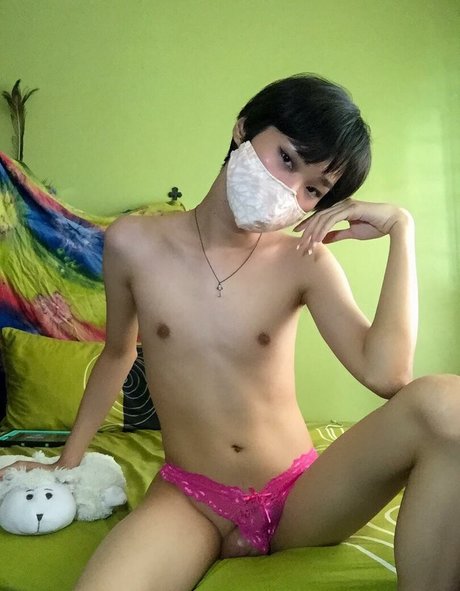 Naakte gelekte OnlyFans-foto van Seraline