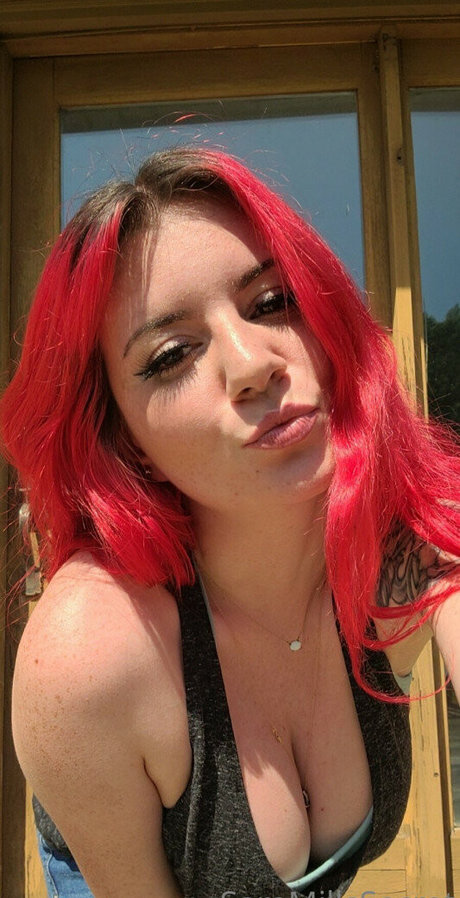 Naakte gelekte OnlyFans-foto van Sara Mills