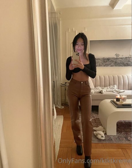 Naakte gelekte OnlyFans-foto van Ktktkreme