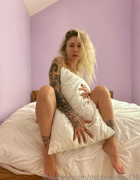 Naakte gelekte OnlyFans-foto van Debbiecakes420