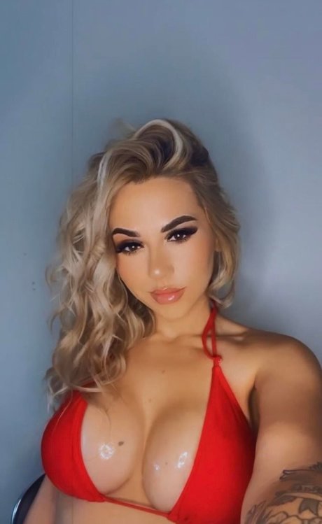Naakte gelekte OnlyFans-foto van Elitemilk