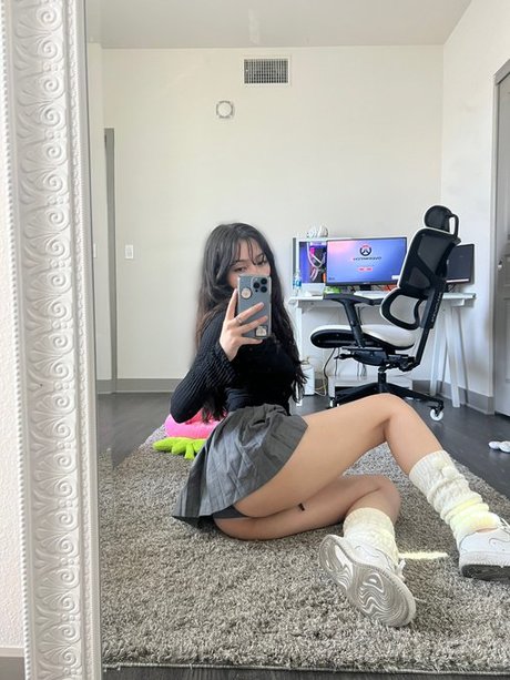 Naakte gelekte OnlyFans-foto van Bbaybeebirkin