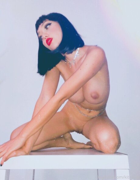 Naakte gelekte OnlyFans-foto van Kitrysha