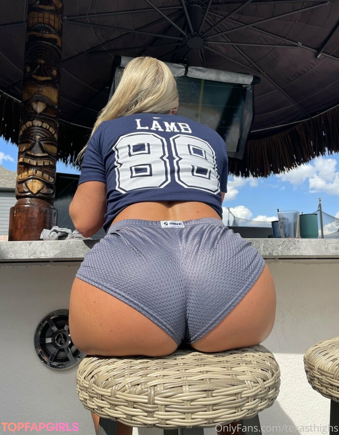 Naakte gelekte OnlyFans-foto van Texasthighs #1534