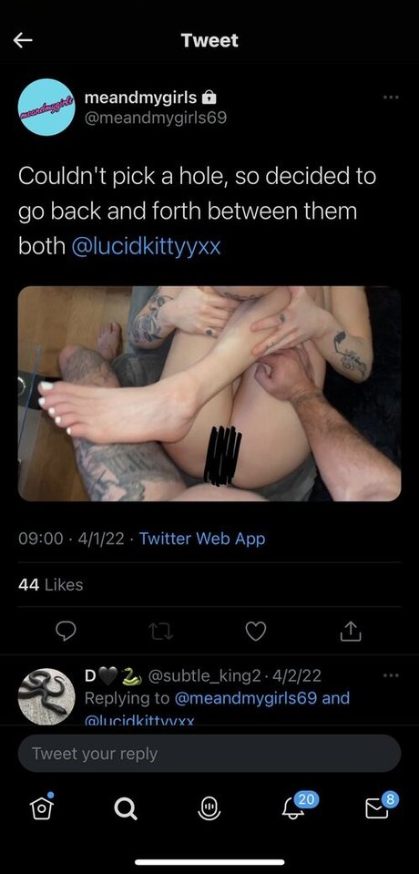 Naakte gelekte OnlyFans-foto van Alicia Parente