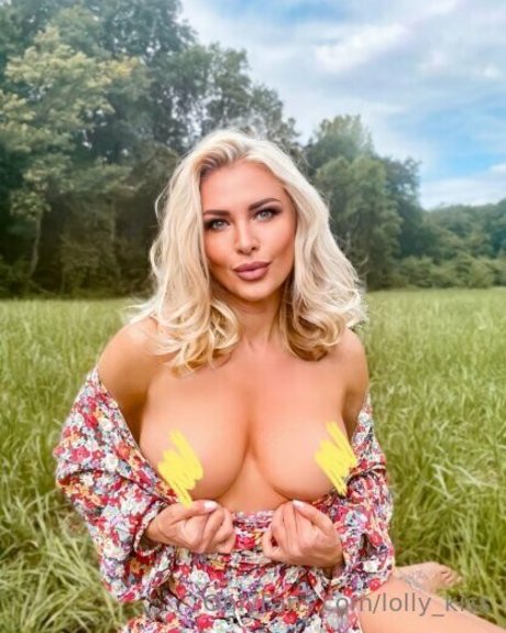 Naakte gelekte OnlyFans-foto van Lollykiss