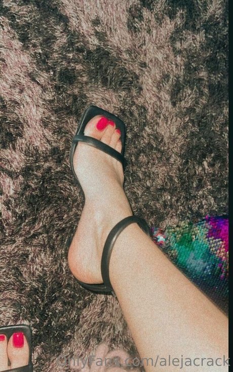 Naakte gelekte OnlyFans-foto van Aleja Crack