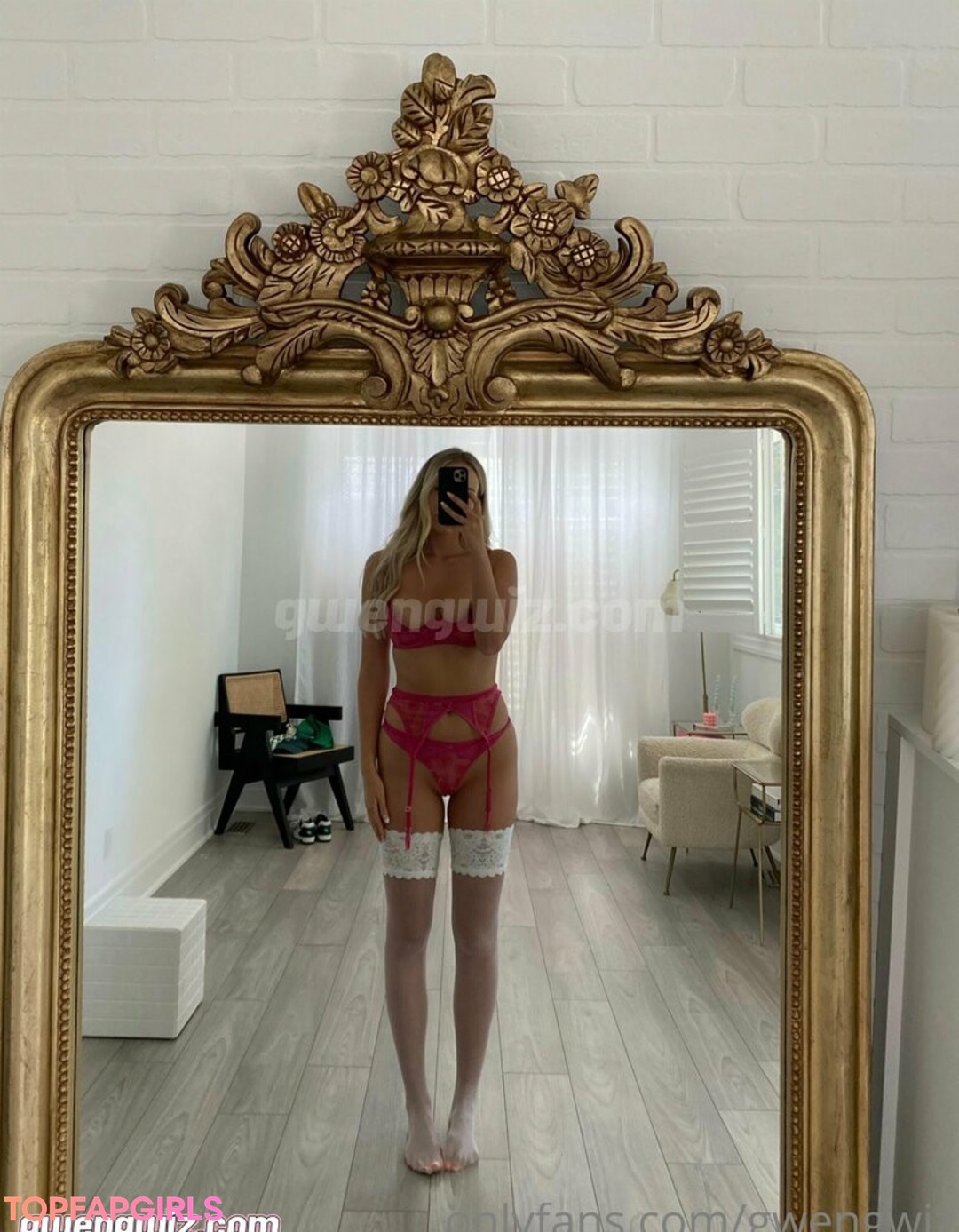 Naakte gelekte OnlyFans-foto van Gwengwiz #1223