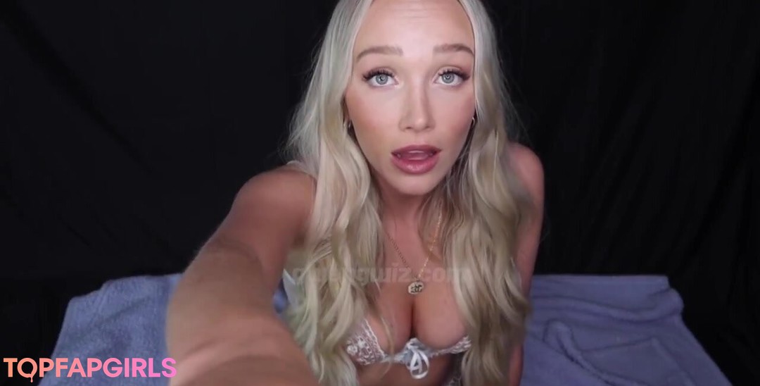 Naakte gelekte OnlyFans-foto van Gwengwiz #1444