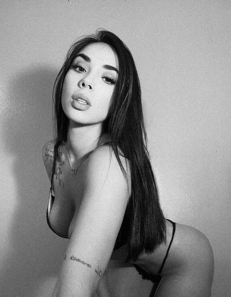 Naakte gelekte OnlyFans-foto van Gaby Ortega