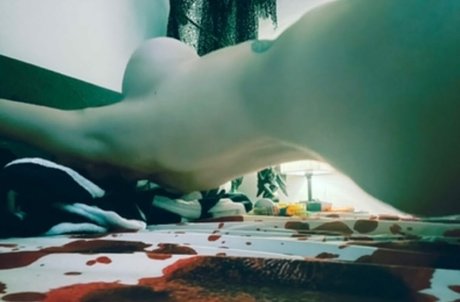 Naakte gelekte OnlyFans-foto van Silentmary