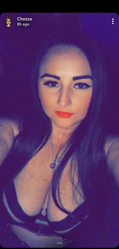 Naakte gelekte OnlyFans-foto van Nadinetilley