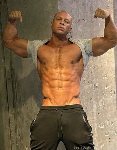 Sean_costin