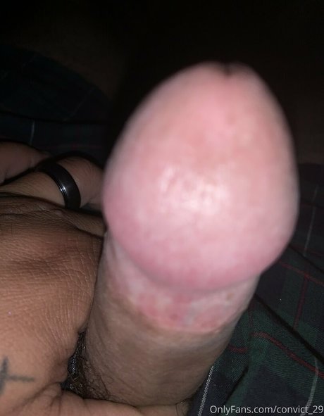 Naakte gelekte OnlyFans-foto van Convict29