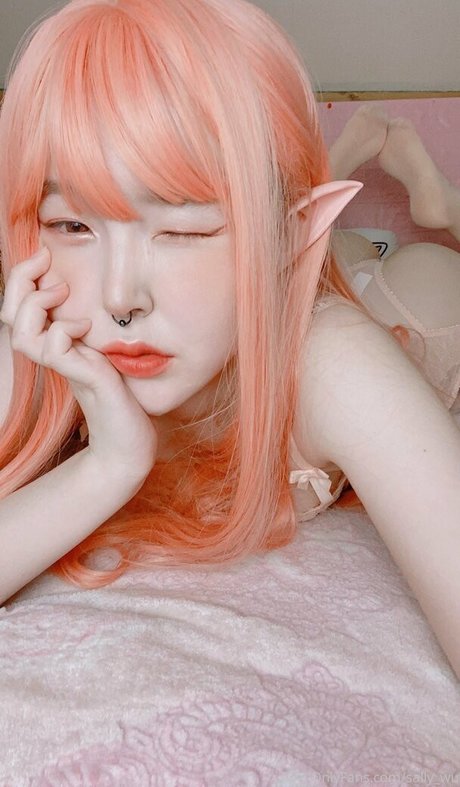 Naakte gelekte OnlyFans-foto van Sallywu