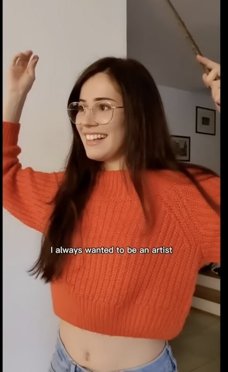 Naakte gelekte OnlyFans-foto van Ailaughatmyownjokes