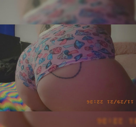 Naakte gelekte OnlyFans-foto van Skeleton420z