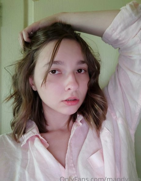 Naakte gelekte OnlyFans-foto van Mandyfree