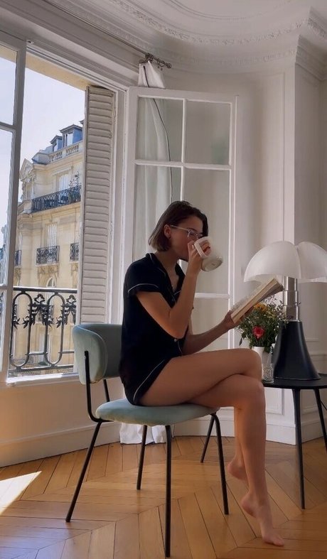 Naakte gelekte OnlyFans-foto van Michelle Ellyse Schlaman