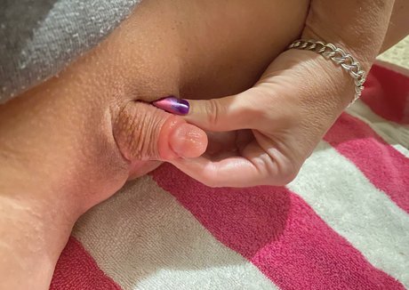 Naakte gelekte OnlyFans-foto van Pandorasclit