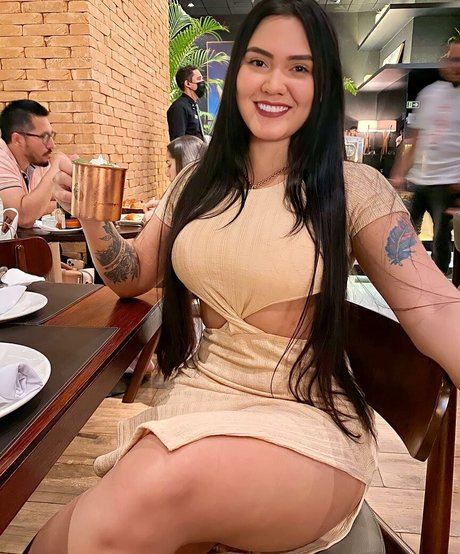 Naakte gelekte OnlyFans-foto van Rayane Ferreira