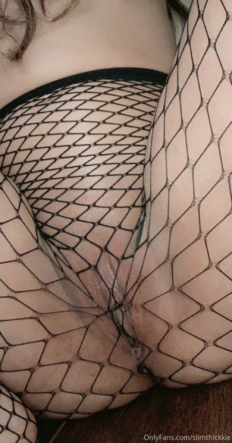 Naakte gelekte OnlyFans-foto van Slim Thick