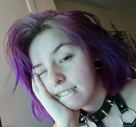 Naakte gelekte OnlyFans-foto van Naughtynuka