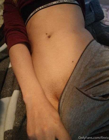 Naakte gelekte OnlyFans-foto van Finriv