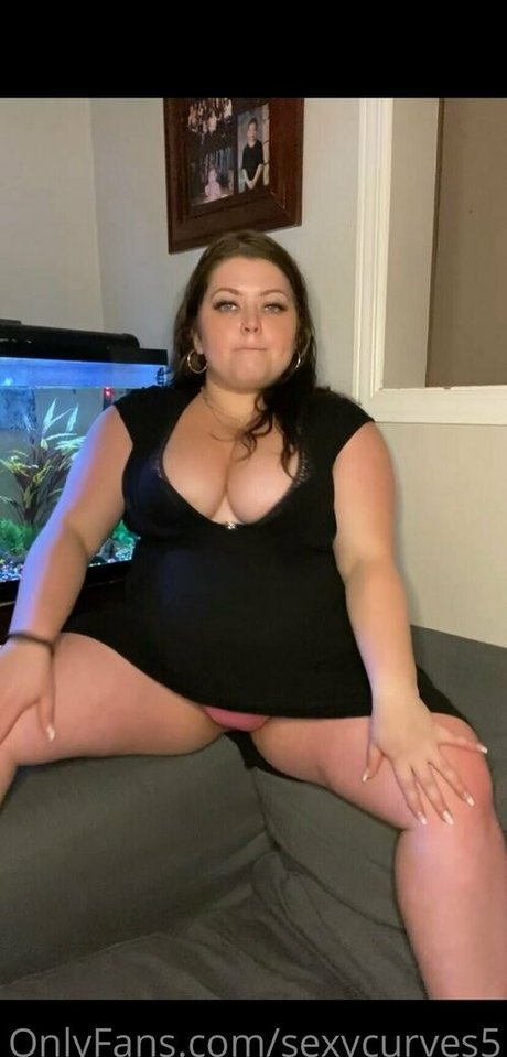 Naakte gelekte OnlyFans-foto van Sexycurves5