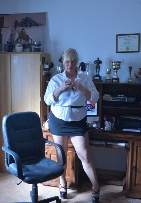 Naakte gelekte OnlyFans-foto van Melodycharm1