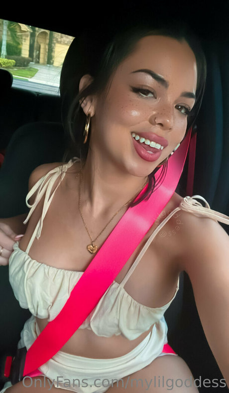 Naakte gelekte OnlyFans-foto van Mylilgoddess