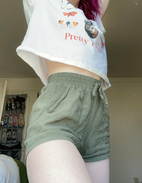 Naakte gelekte OnlyFans-foto van Bbygirlsage