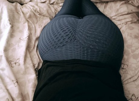 Naakte gelekte OnlyFans-foto van Facialtarget69