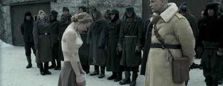 Naakte gelekte OnlyFans-foto van Vera Farmiga