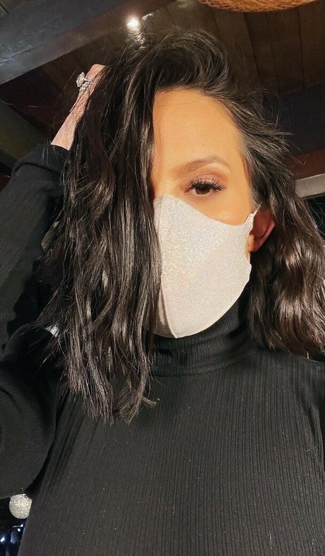 Naakte gelekte OnlyFans-foto van Cheryl Burke