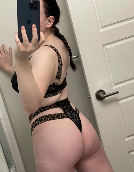 Goddesslaylaaa