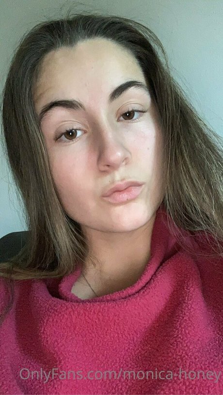 Naakte gelekte OnlyFans-foto van Monicahoney