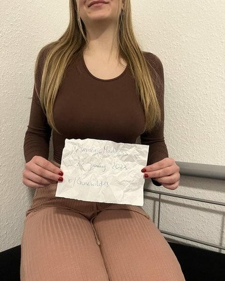 Naakte gelekte OnlyFans-foto van Layla18