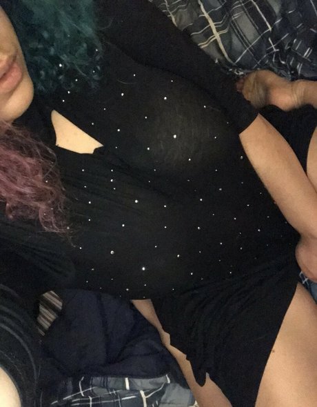 Naakte gelekte OnlyFans-foto van Itselliemay