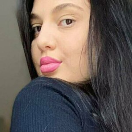 Naakte gelekte OnlyFans-foto van Aishakittycat